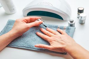 Zestaw startowy do hybrydy - wykonaj manicure w domu